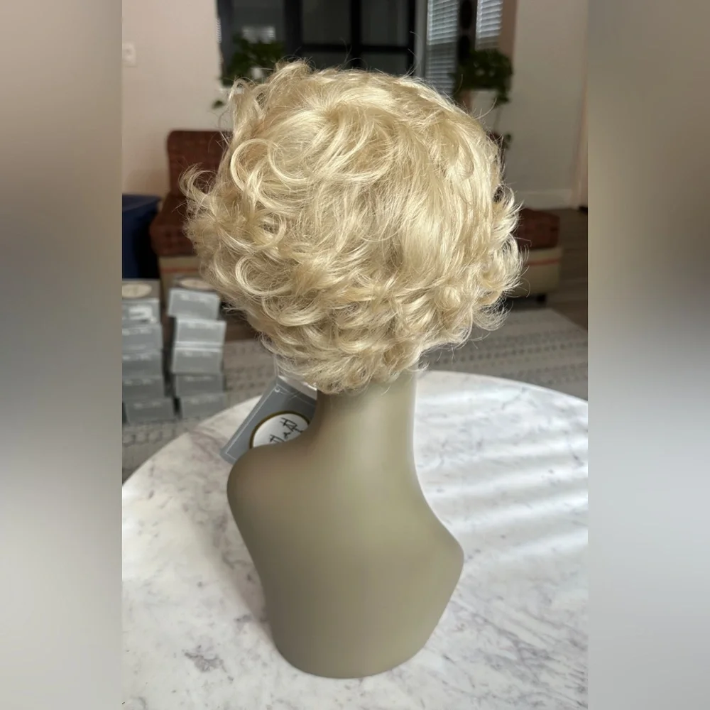 Rare Vintage Rene‎ Of Paris Wig #448 BETH Color: 22